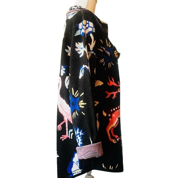 BY ANTHROPOLOGIE WOMEN’S CUTE SHACKET SWEATER BLACK WITH FLAMINGOS & FLORAL SZ M - Picture 5 of 9